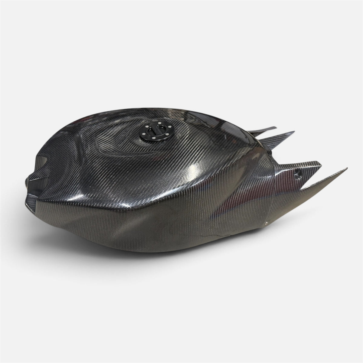 CATALYST SUZUKI GSXR1000 17'+ LOWERED TANK SHELL FUEL CELL COMBO