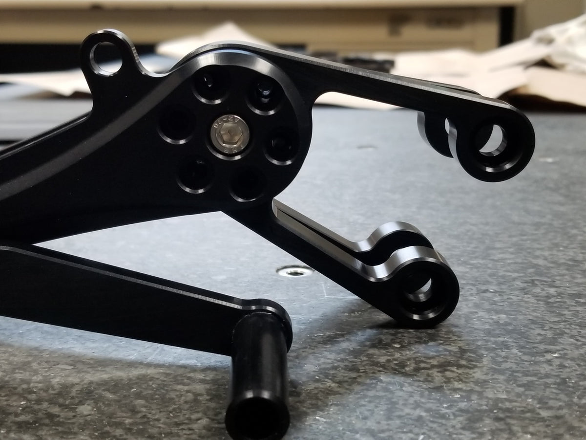 Unit 5 Adjustable Rearsets ‘17-‘20 GSXR 1000 – 1 Stop Speed
